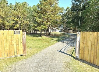 149 County Road 3431, Cleveland, TX 77327