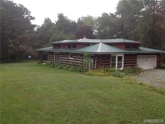 9593 Savage Rd, Holland, NY 14080