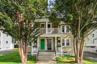 34 Sheafe St Unit 1, Chestnut Hill, MA 02467