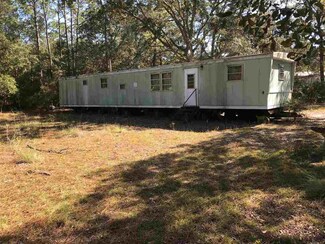79 Becton St, Panacea, FL 32346