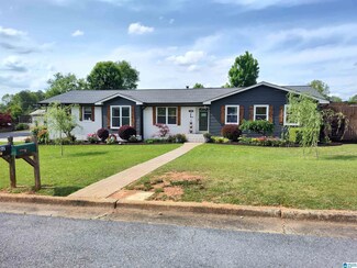 1002 Gene Rose St, Sylacauga, AL 35151
