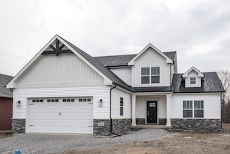 1752 Forest Ridge Dr, Valparaiso, IN 46385