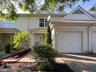 5 Tattersall Dr, Burlington, NJ 08016