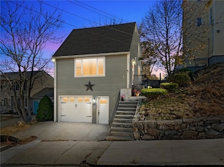 60 Welles St, Woonsocket, RI 02895