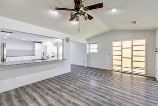 2102 Aspen Ln, Garland, TX 75044
