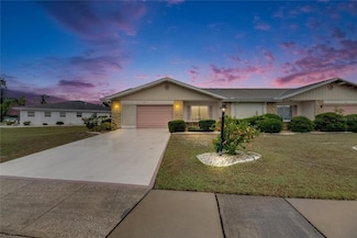 339 Club Manor Dr, Sun City Center, FL 33573