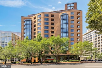 1010 Massachusetts Ave NW Unit 207, Washington, DC 20001