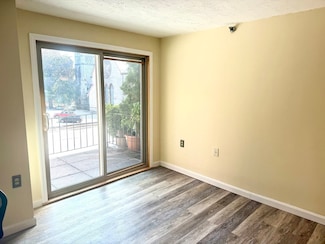 44 Elm St Unit 103, Worcester, MA 01609