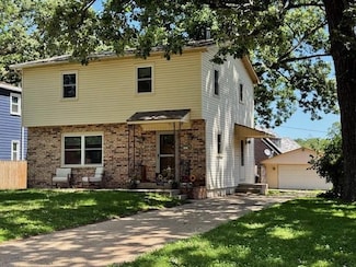 1541 42nd St, Des Moines, IA 50311