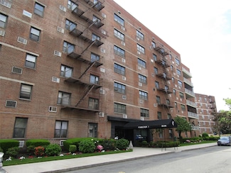 88-25 155th Ave Unit 2M, Howard Beach, NY 11414