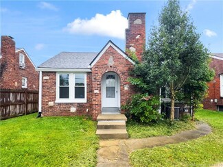 128 N Randolph Ave, Clarksville, IN 47129