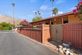 4 Arapaho St, Palm Springs, CA 92264