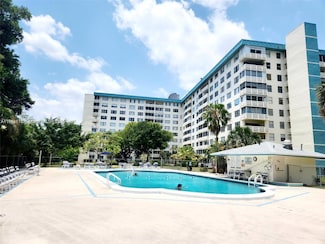 4330 Hillcrest Dr Unit 414, Hollywood, FL 33021