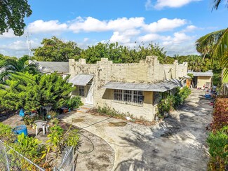 631 30th St, West Palm Beach, FL 33407