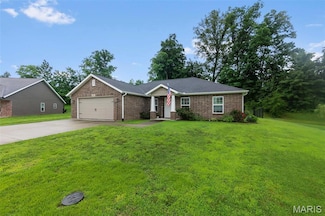 320 Tradition Dr, Cape Girardeau, MO 63701