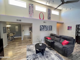 339 E Embassy St, Tempe, AZ 85281