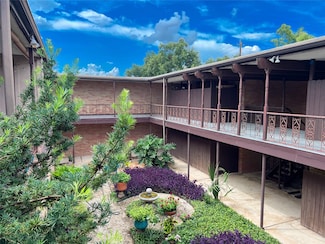 2516 Commonwealth St Unit 102, Houston, TX 77006