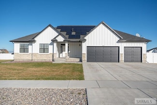 3689 E Autumn Heights Dr, Rigby, ID 83442