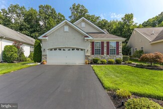 118 Glengarry Ln, Hainesport, NJ 08036