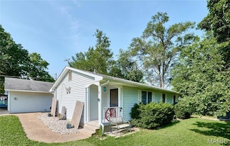 115 Sycamore St, Old Monroe, MO 63369