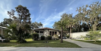 25245 NE 137th Ln, Salt Springs, FL 32134