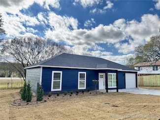 11825 W 838 Rd, Tahlequah, OK 74464