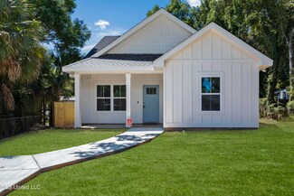 1085 Frank P Corso St, Biloxi, MS 39530