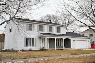 1604 Devonshire Dr, Champaign, IL 61821