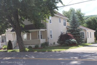 821 Lackawanna Ave, Mayfield, PA 18433