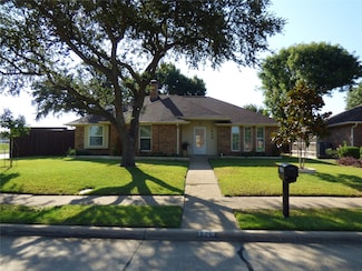 1920 Arbor Creek Dr, Carrollton, TX 75010