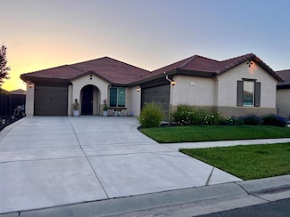 1816 Knights Ferry Dr, Olivehurst, CA 95961