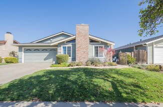408 Kipling St, Salinas, CA 93901