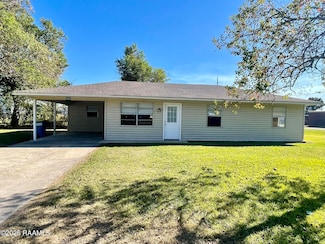 1084 Red Barn Rd, Breaux Bridge, LA 70517