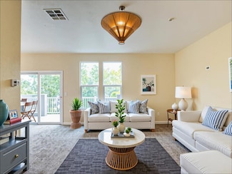 225 Pacifica Blvd Unit 204, Watsonville, CA 95076