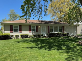 150 Appletree Ln, Valparaiso, IN 46383