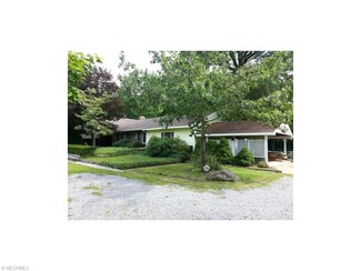 17941 Jug Rd, Hiram, OH 44234