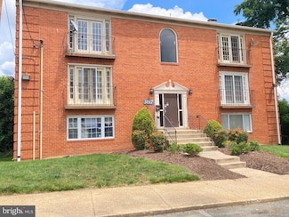 3817 Swann Rd Unit 302, Suitland, MD 20746
