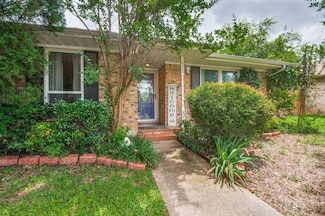 808 Katherine Ct, Cedar Hill, TX 75104
