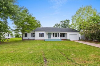190 Mustang St, Sulphur, LA 70663