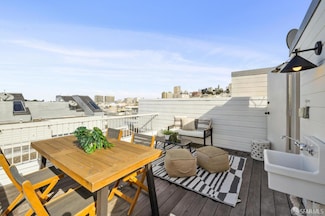 1755 Filbert St Unit 1, San Francisco, CA 94123