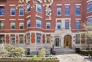 1867 Beacon St Unit 1B, Brookline, MA 02445