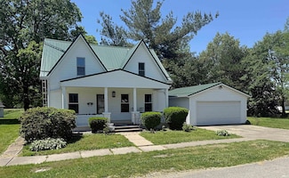 109 Mulberry St, Loogootee, IN 47553