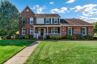 37 Ventura Dr, Orchard Park, NY 14127