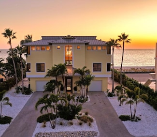 6477 Gulfside Rd, Longboat Key, FL 34228