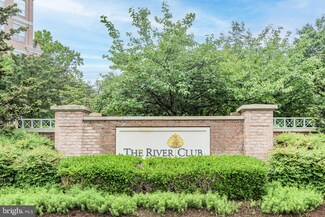 810 Belmont Bay Dr Unit 303, Woodbridge, VA 22191
