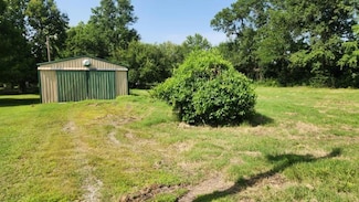 215 N 4th Ave, Columbus, KS 66725