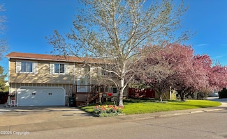 3115 Sutherland Dr, Gillette, WY 82718