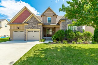 6862 Neville Dr, Ooltewah, TN 37363