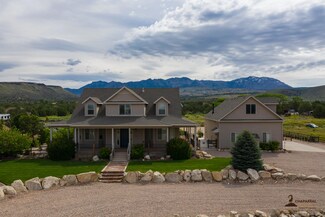 1424 N Canyon Trails Dr, Dammeron Valley, UT 84783
