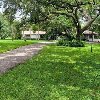 11239 Monet Ln, Palm Beach Gardens, FL 33410